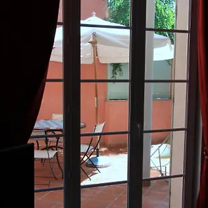 Avec Patio Et Garage Centre Et Appartement Sanary-sur-Mer